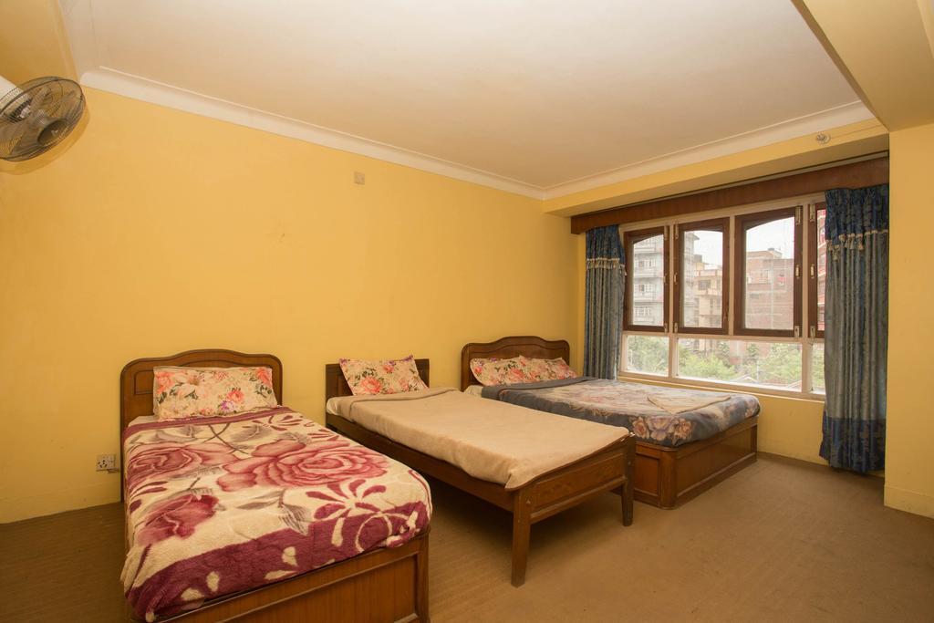 Hotel Red Panda Kathmandu Bagian luar foto