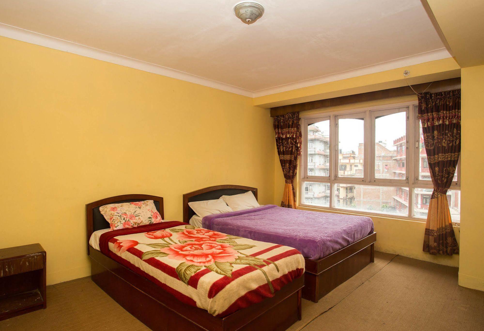 Hotel Red Panda Kathmandu Bagian luar foto