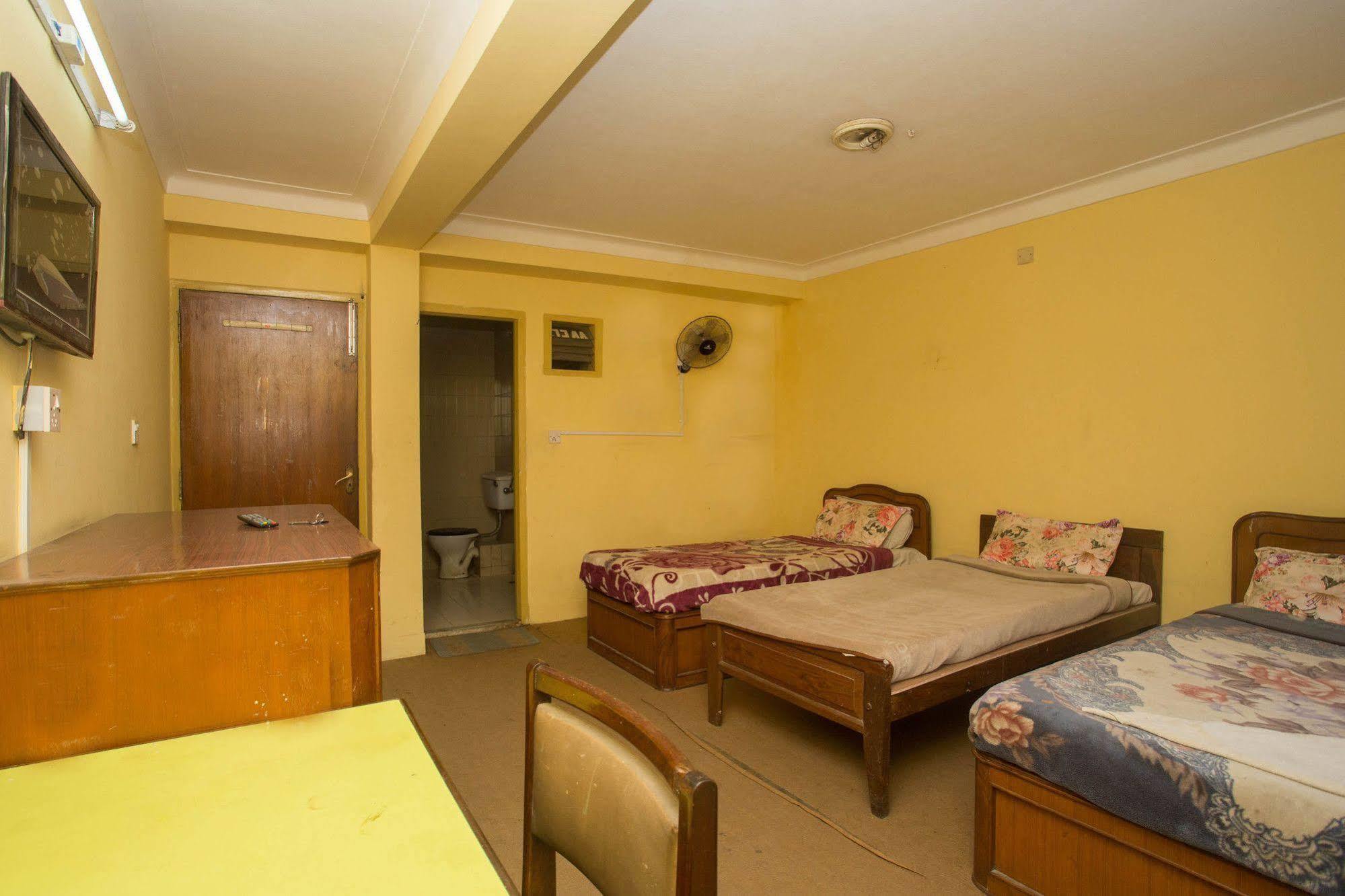 Hotel Red Panda Kathmandu Bagian luar foto