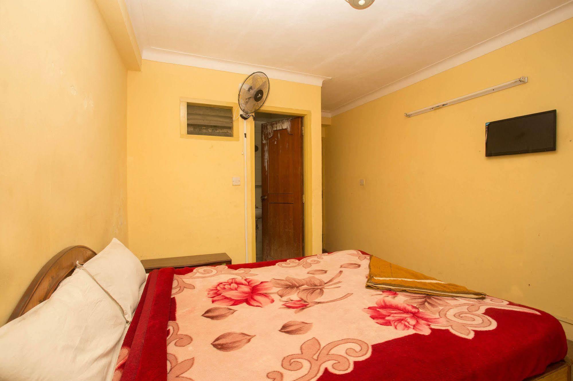 Hotel Red Panda Kathmandu Bagian luar foto
