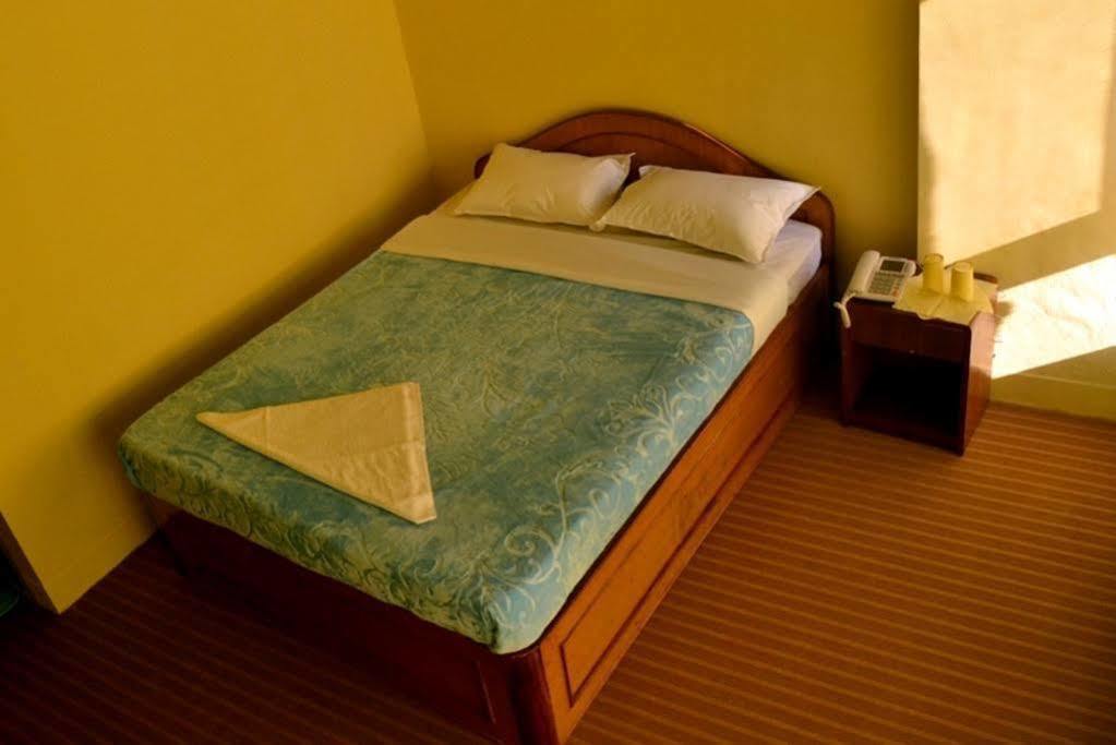 Hotel Red Panda Kathmandu Bagian luar foto